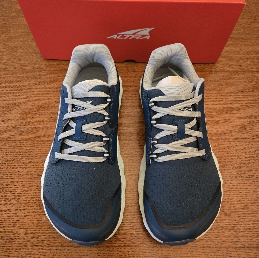 ALTRA Superior 5 Trail Running Shoes size 6.5 Blue